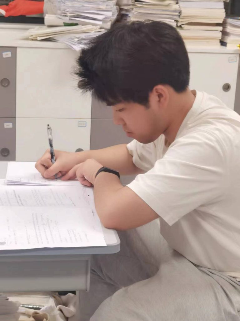 湖南湘潭博纳皮皮复读班清明假期这样过